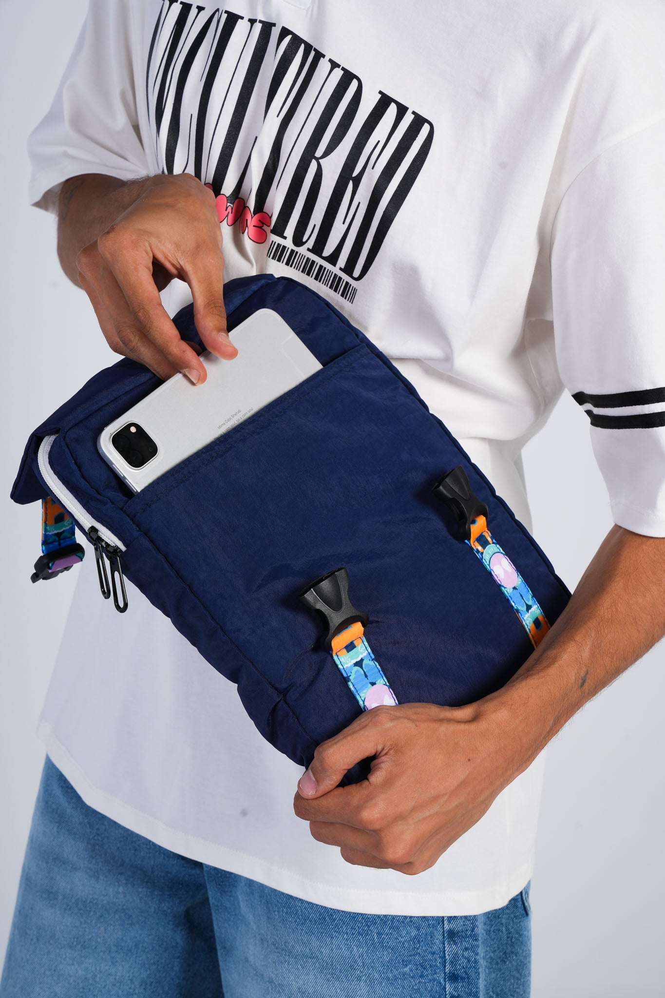 Poofy Laptop Sleeve in Navy