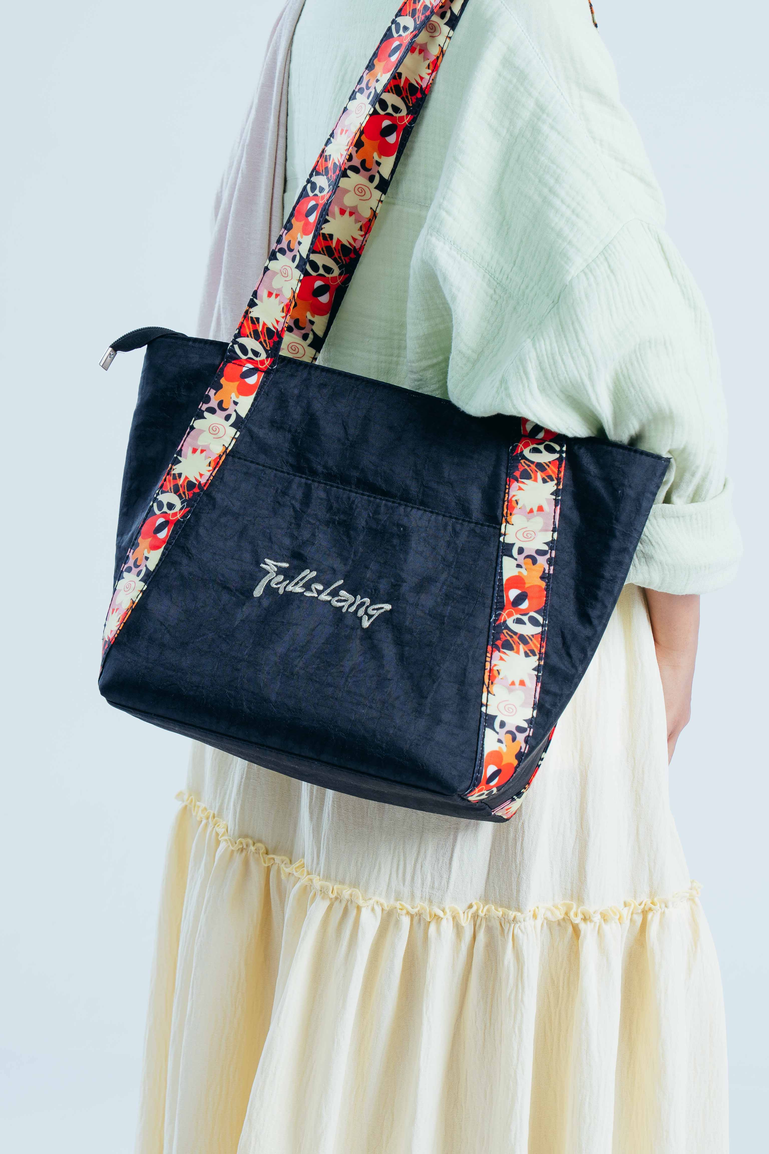 Slush Everyday Tote Bag