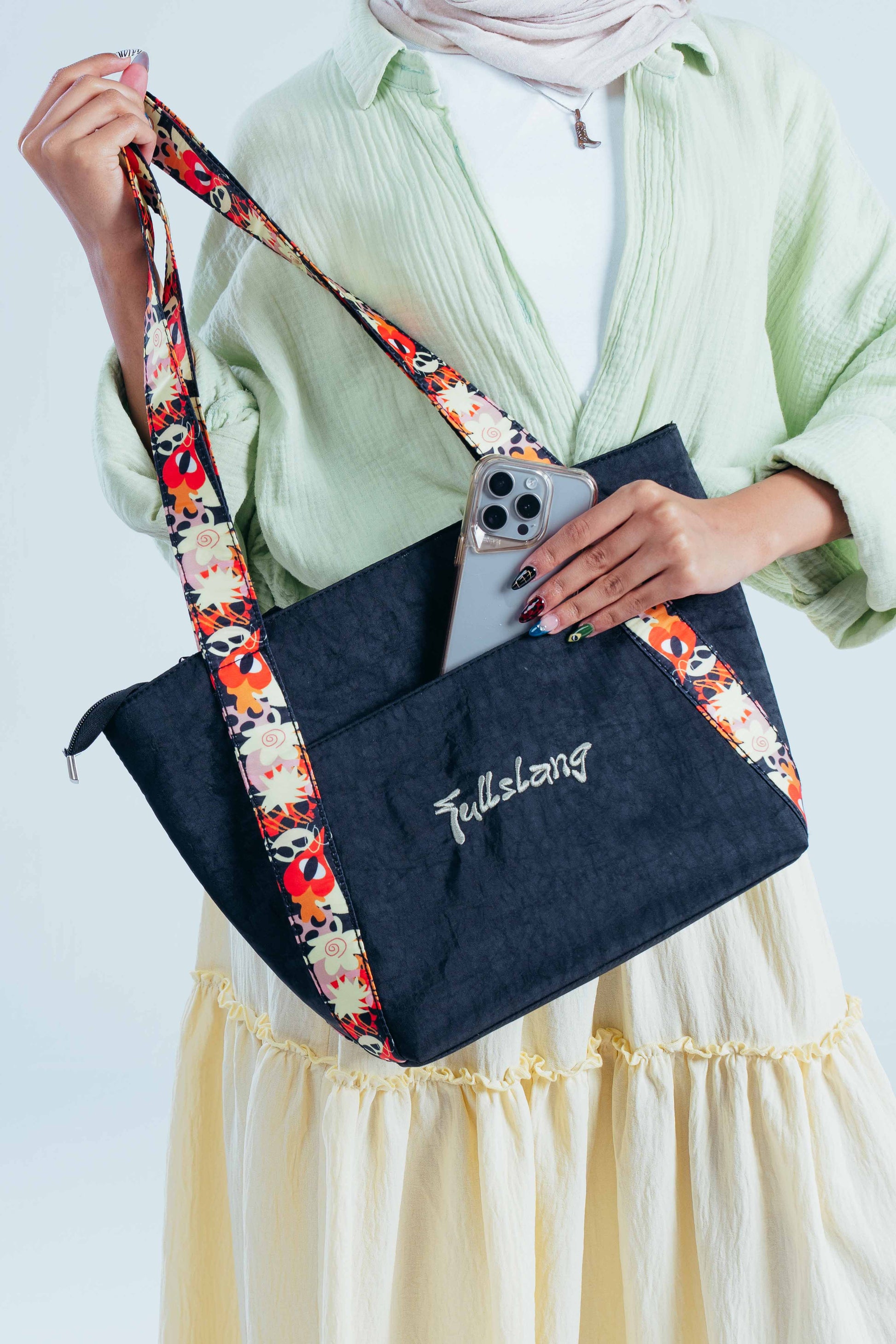 Slush Everyday Tote Bag