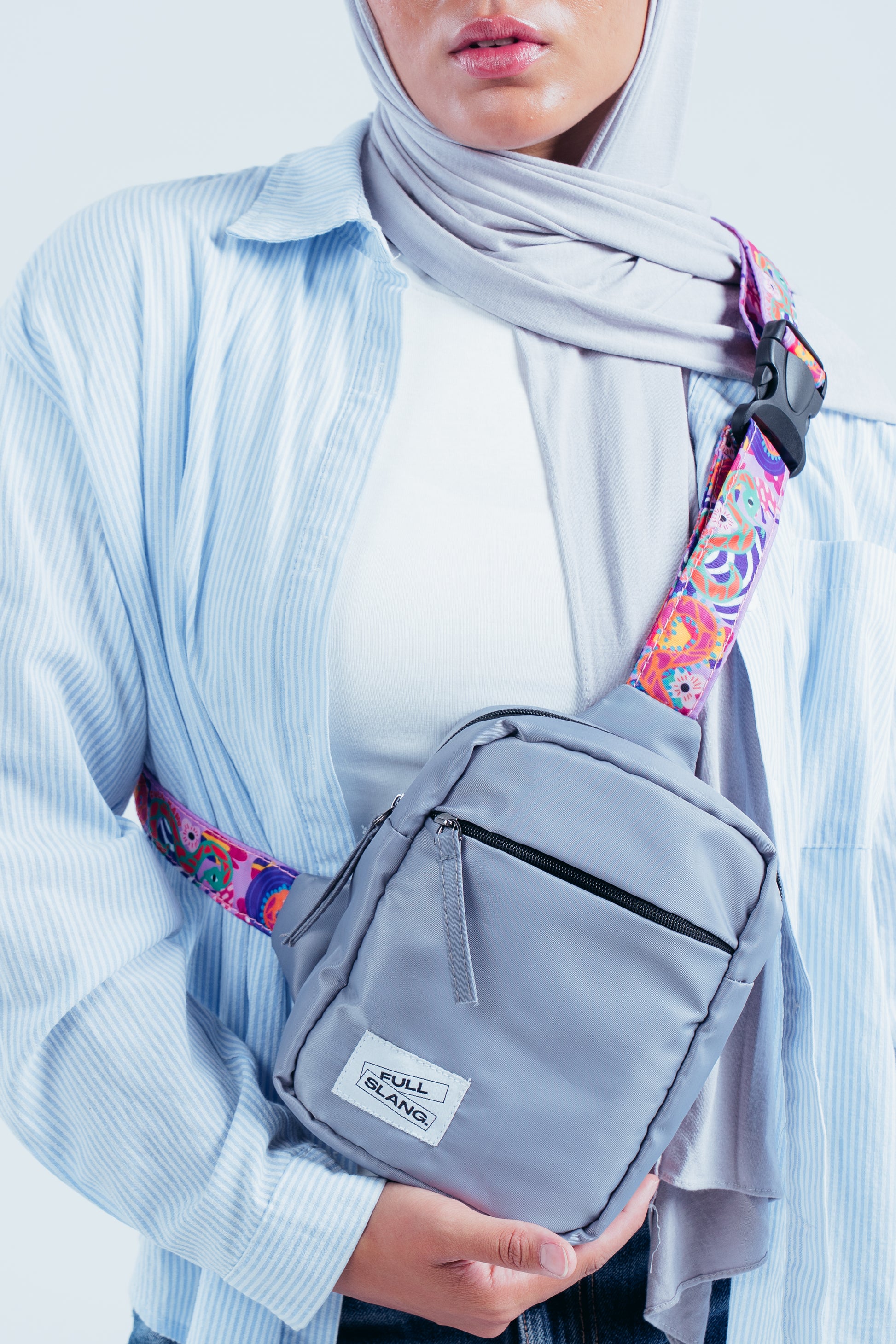 Grey Snake Crossbag