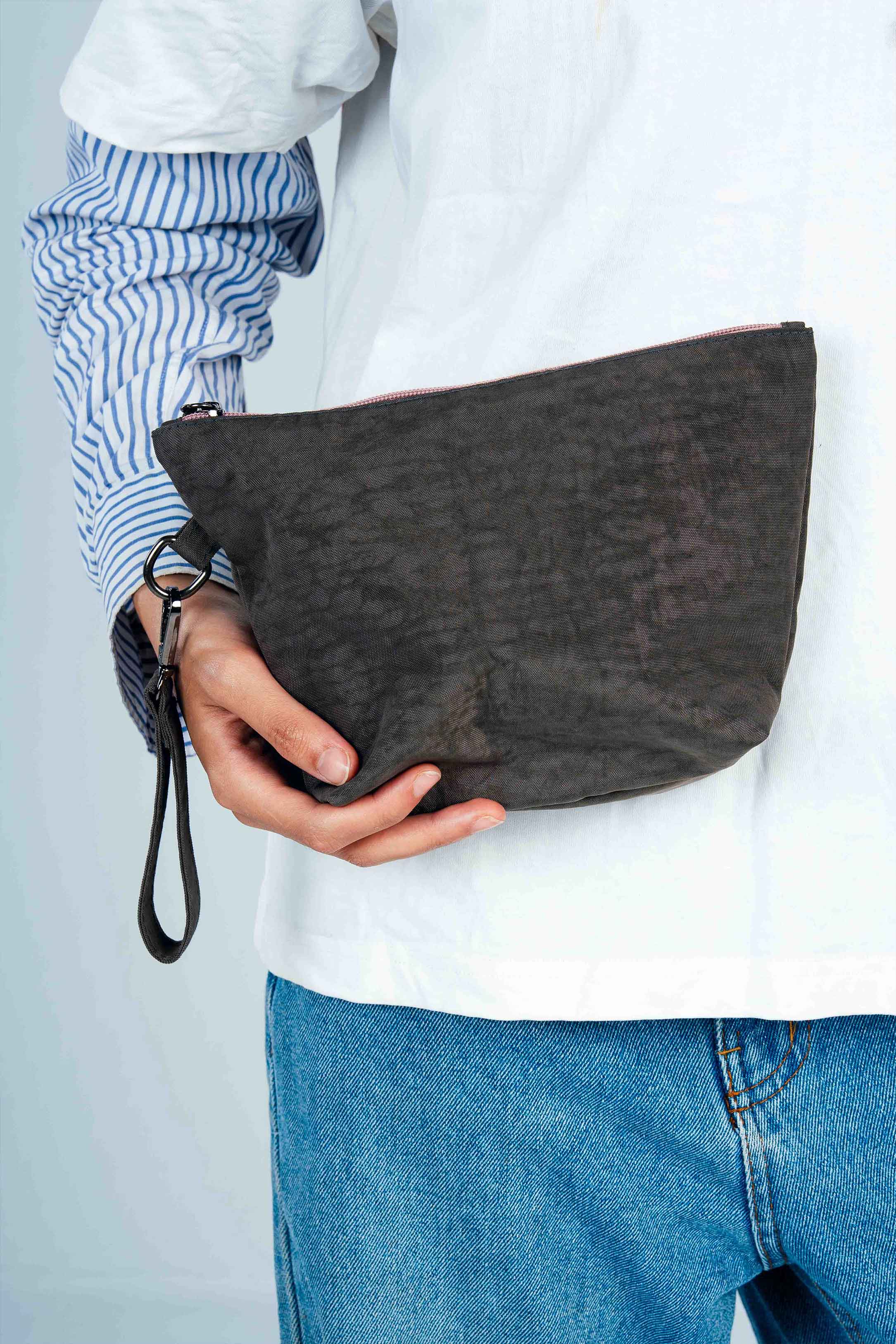 The Brown Pouch